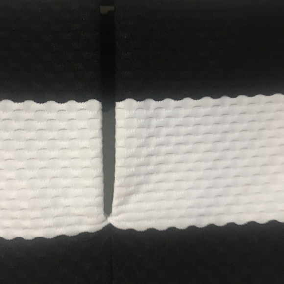 New York & Company Black & White Striped Sheath Dress w/Pleated Sleeves Size S - Picture 7 of 11